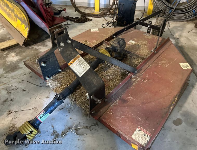 image for item DQ0752 1968 Massey Ferguson  175 tractor