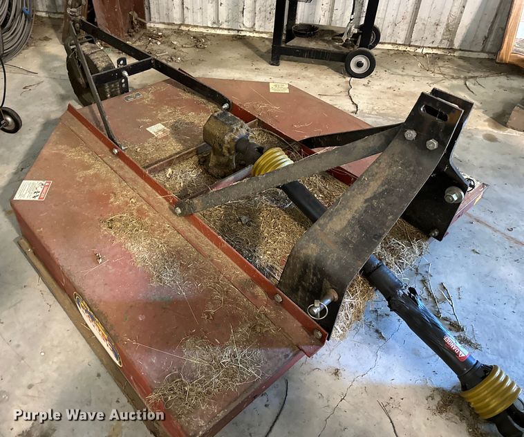 image for item DQ0752 1968 Massey Ferguson  175 tractor