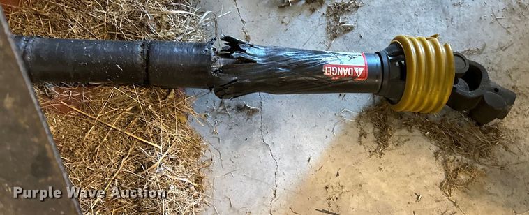 image for item DQ0752 1968 Massey Ferguson  175 tractor