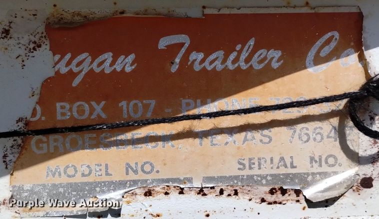 image for item DQ6065 1976 Dugan livestock trailer