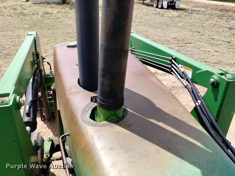 image for item DQ6073 1981 JohnDeere 4640 tractor