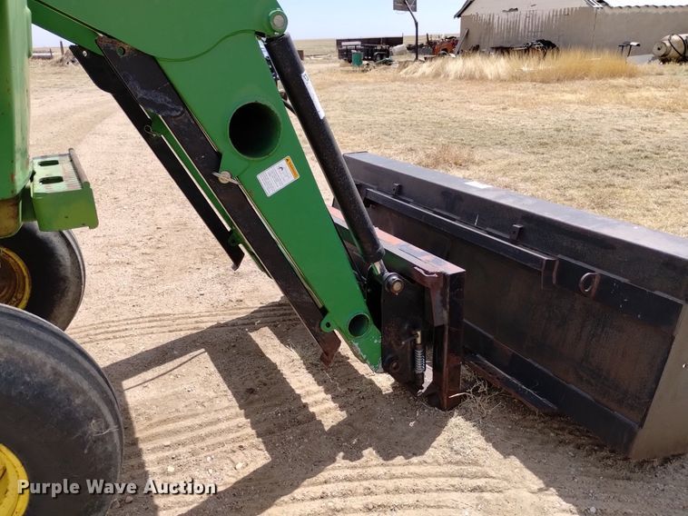 image for item DQ6073 1981 JohnDeere 4640 tractor