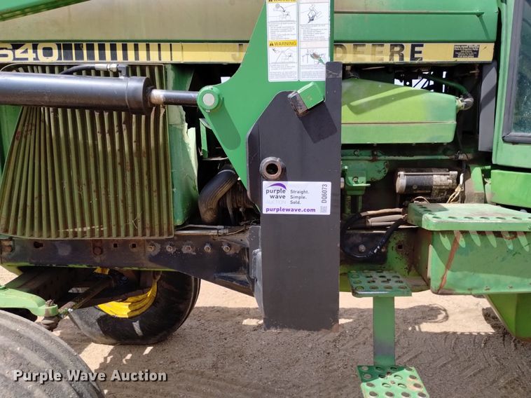 image for item DQ6073 1981 JohnDeere 4640 tractor