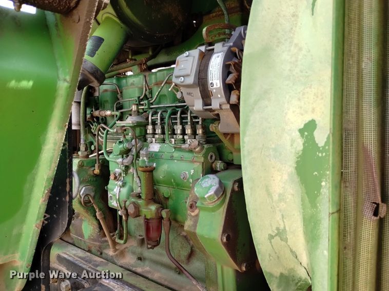 image for item DQ6073 1981 JohnDeere 4640 tractor