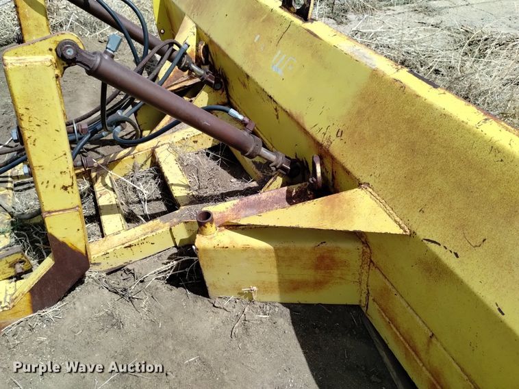 image for item DQ6073 1981 JohnDeere 4640 tractor