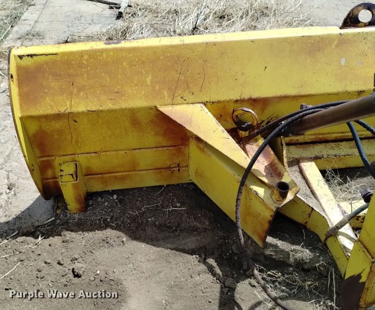 image for item DQ6073 1981 JohnDeere 4640 tractor