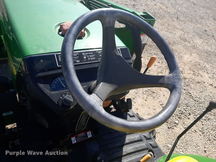 image for item DQ6975 2004 John Deere 2210 MFWD tractor