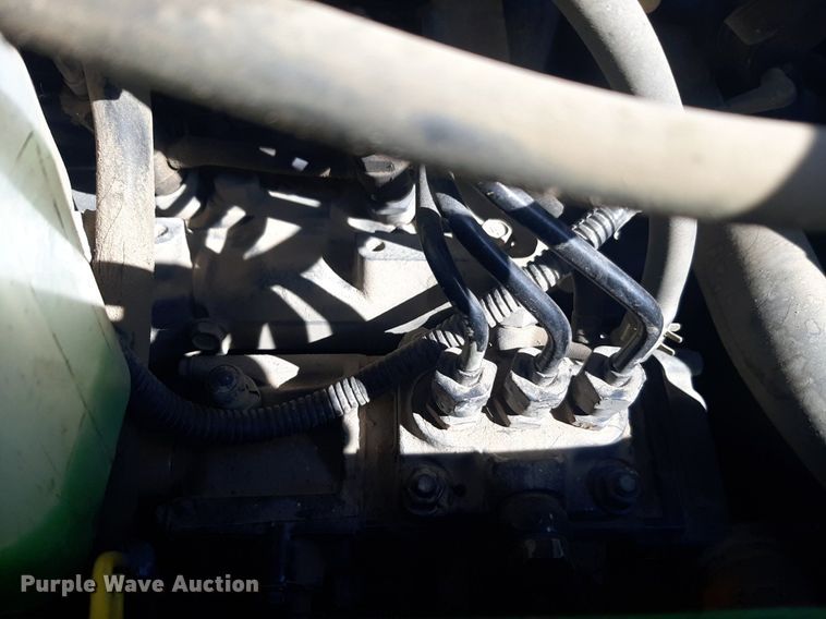 image for item DQ6975 2004 John Deere 2210 MFWD tractor