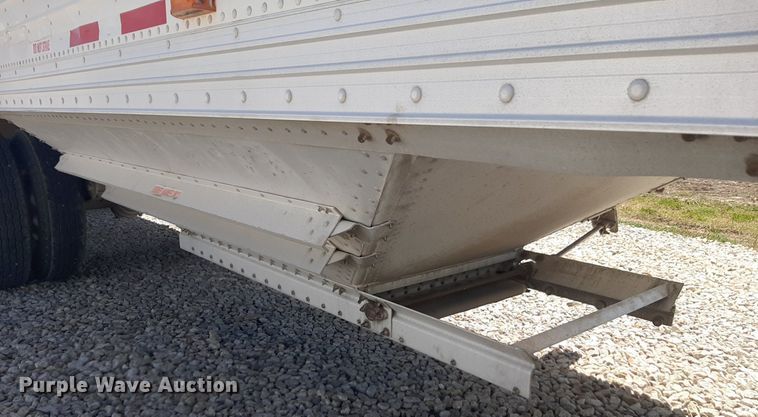 image for item DQ6988 2007 Timpte Super Hopper grain trailer