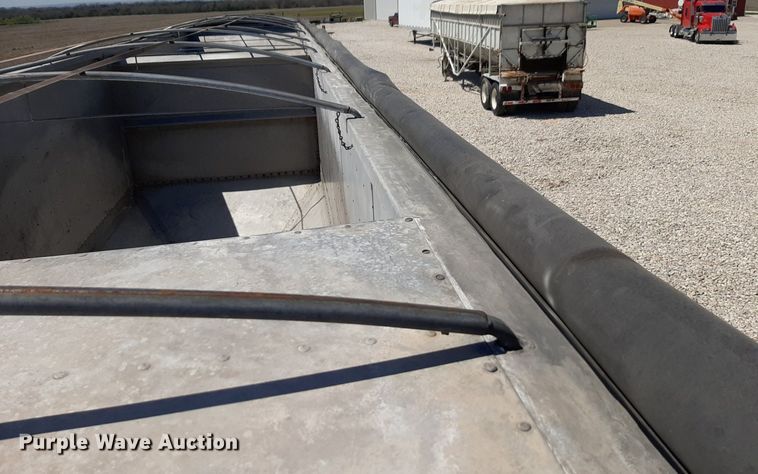 image for item DQ6988 2007 Timpte Super Hopper grain trailer