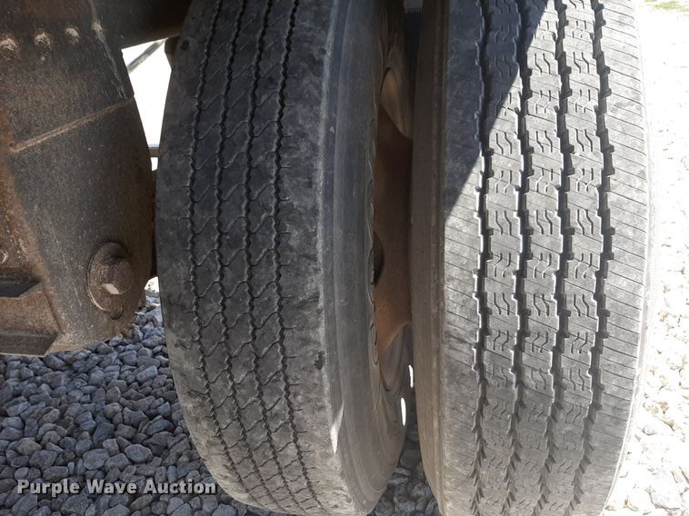 image for item DQ6988 2007 Timpte Super Hopper grain trailer