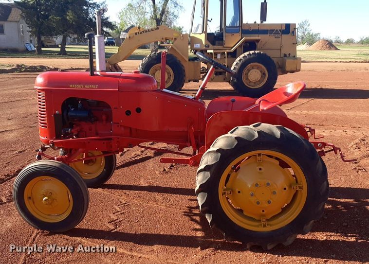 image for item DQ7001 1949 Massey-Harris Pony tractor