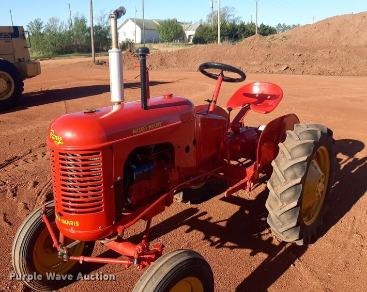 image for item DQ7001 1949 Massey-Harris Pony tractor