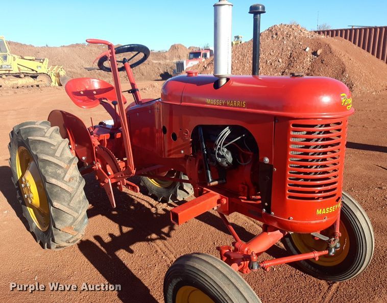 image for item DQ7001 1949 Massey-Harris Pony tractor