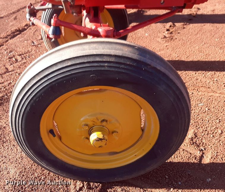 image for item DQ7001 1949 Massey-Harris Pony tractor