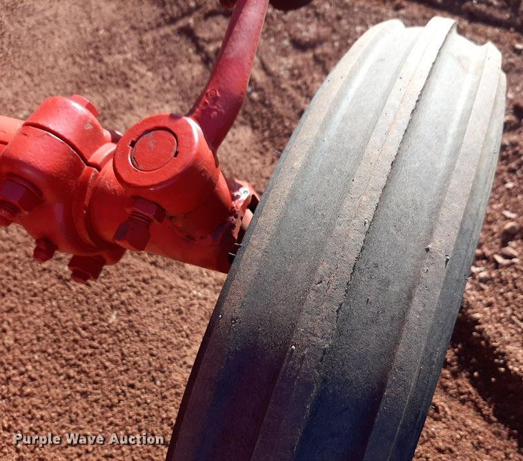 image for item DQ7001 1949 Massey-Harris Pony tractor