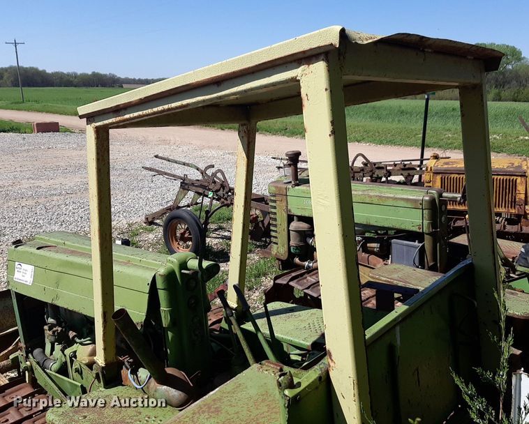 image for item DQ7011 1952 John Deere MC tractor