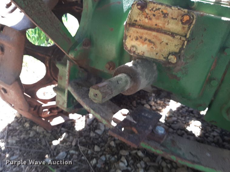 image for item DQ7011 1952 John Deere MC tractor