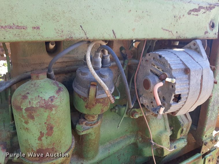 image for item DQ7011 1952 John Deere MC tractor