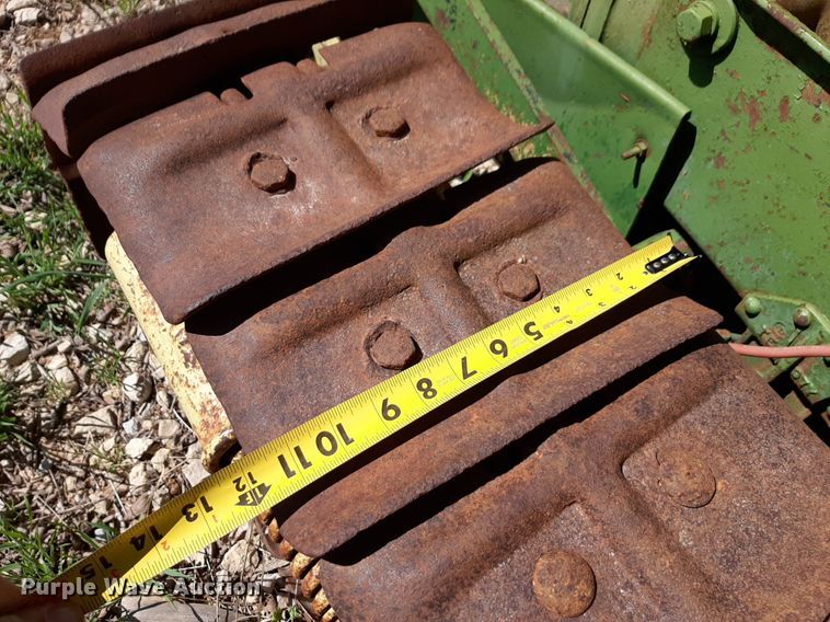 image for item DQ7011 1952 John Deere MC tractor