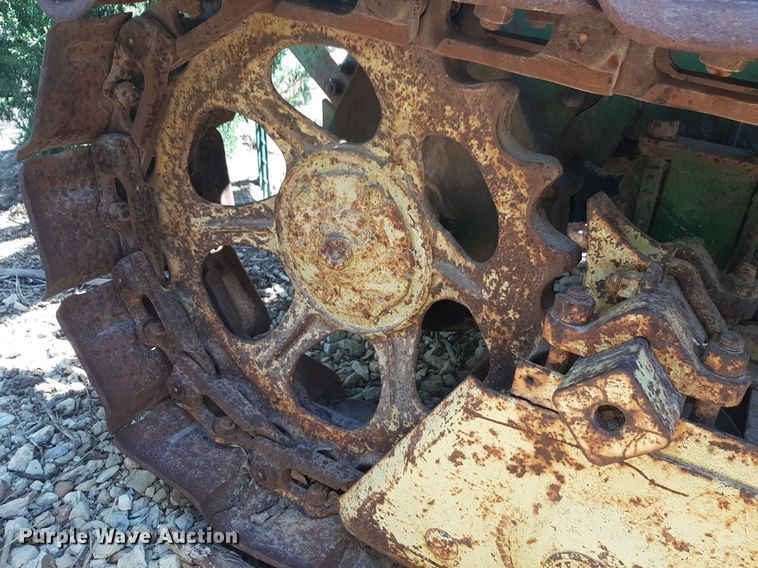 image for item DQ7011 1952 John Deere MC tractor