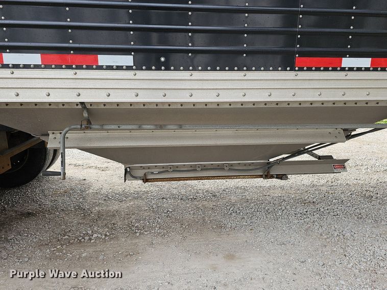 image for item DQ8688 2021 Timpte Super Hopper grain trailer
