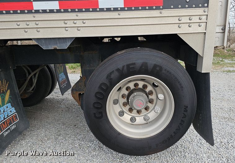 image for item DQ8688 2021 Timpte Super Hopper grain trailer