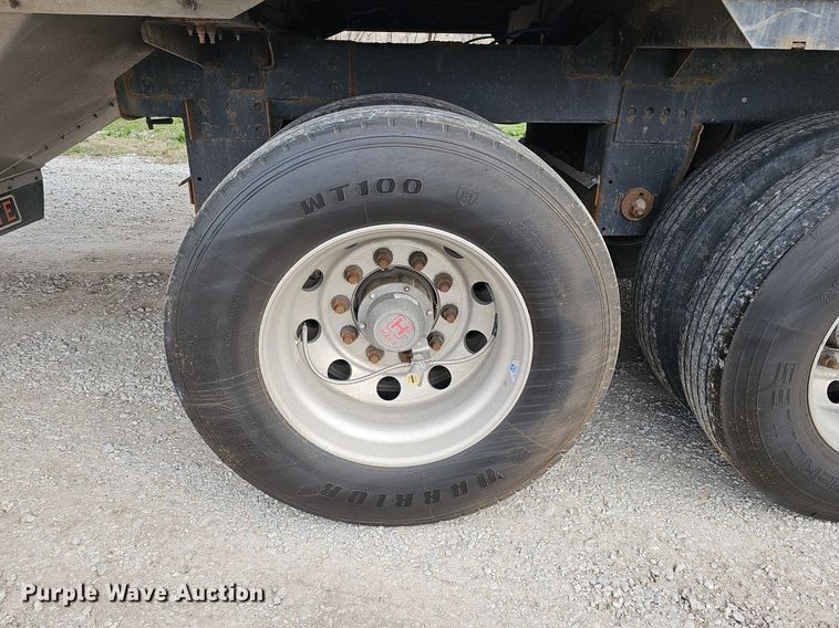 image for item DQ8688 2021 Timpte Super Hopper grain trailer