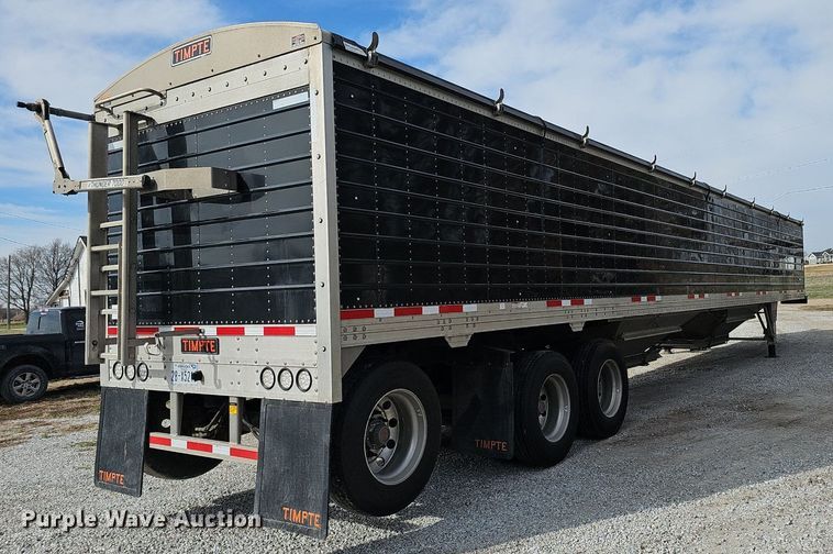 image for item DQ8689 2022 Timpte Super Hopper grain trailer