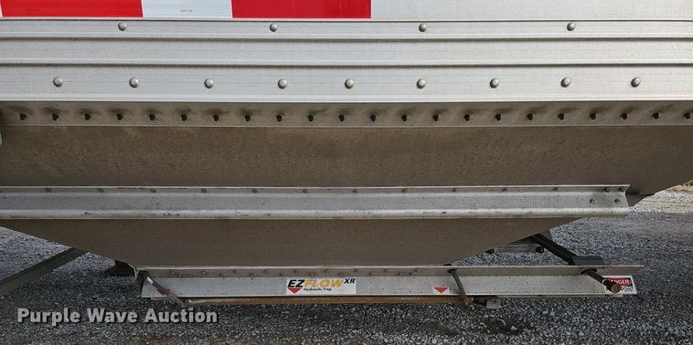 image for item DQ8689 2022 Timpte Super Hopper grain trailer