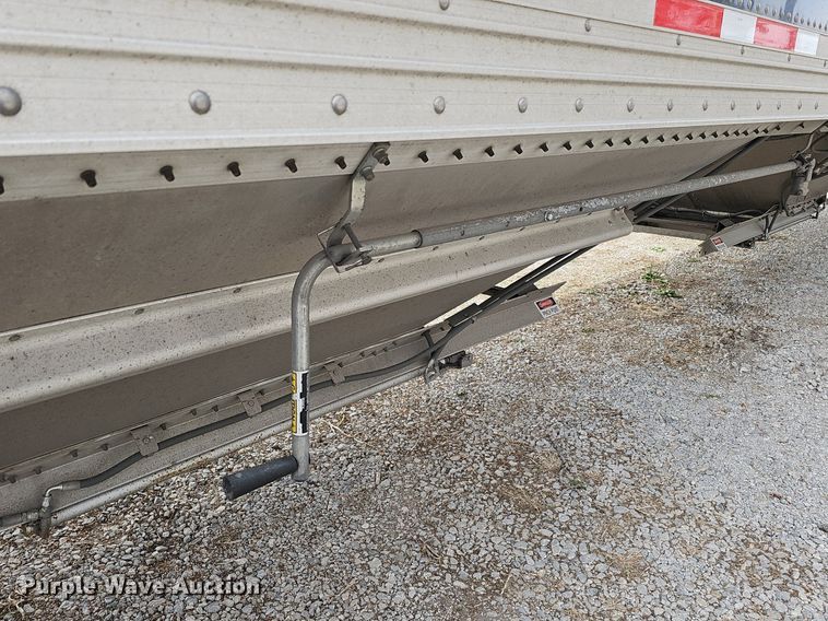 image for item DQ8690 2023 Timpte Super Hopper grain trailer