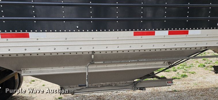 image for item DQ8690 2023 Timpte Super Hopper grain trailer