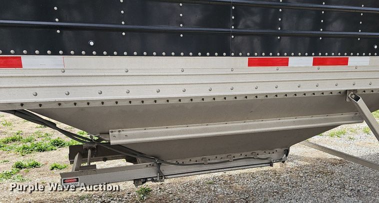 image for item DQ8690 2023 Timpte Super Hopper grain trailer