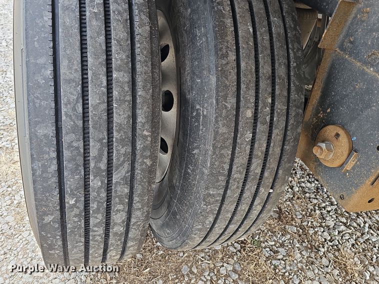 image for item DQ8690 2023 Timpte Super Hopper grain trailer