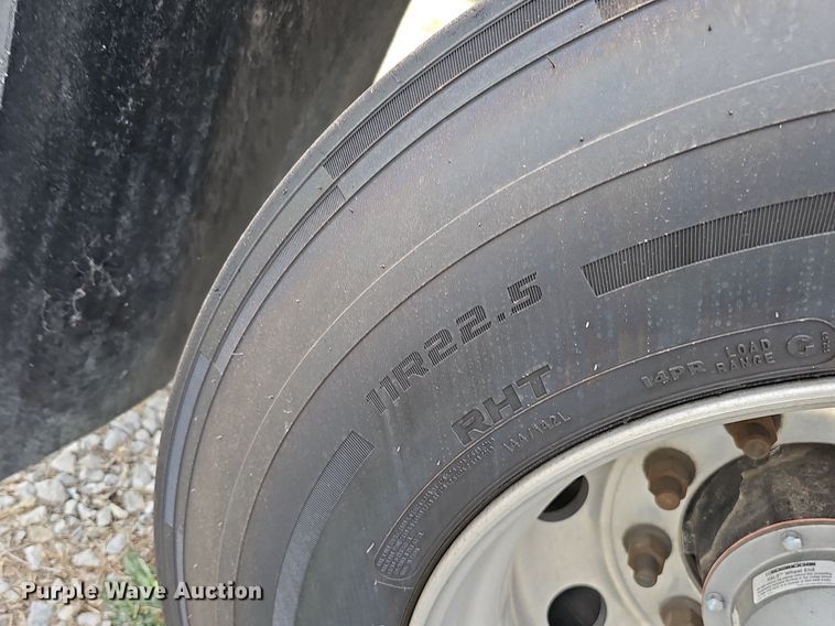 image for item DQ8690 2023 Timpte Super Hopper grain trailer