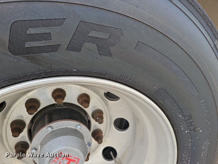 image for item DQ8690 2023 Timpte Super Hopper grain trailer