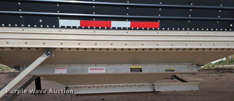 image for item DQ8692 2017 Timpte Super Hopper grain trailer