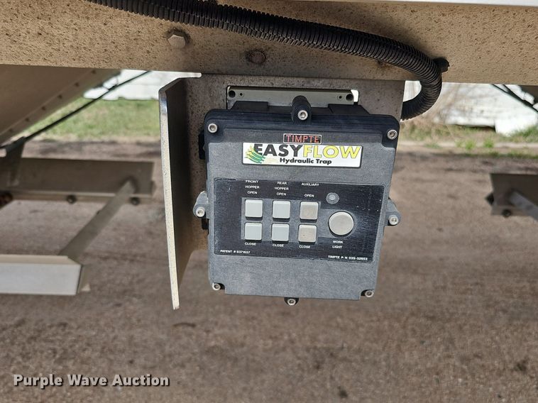 image for item DQ8692 2017 Timpte Super Hopper grain trailer