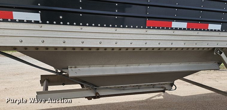 image for item DQ8692 2017 Timpte Super Hopper grain trailer