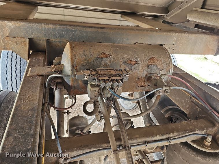 image for item DQ8692 2017 Timpte Super Hopper grain trailer