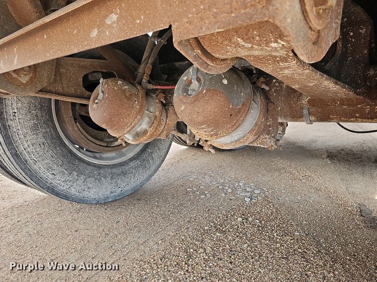 image for item DQ8692 2017 Timpte Super Hopper grain trailer