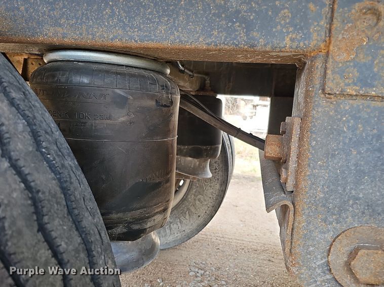 image for item DQ8692 2017 Timpte Super Hopper grain trailer