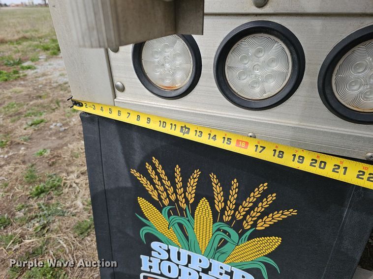 image for item DQ8692 2017 Timpte Super Hopper grain trailer