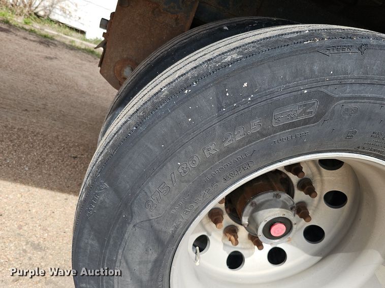 image for item DQ8692 2017 Timpte Super Hopper grain trailer