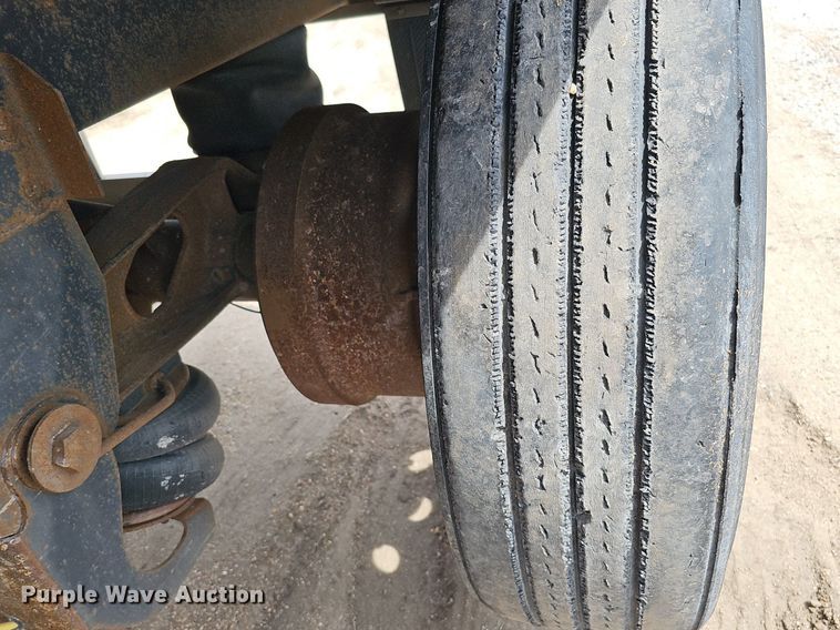 image for item DQ8692 2017 Timpte Super Hopper grain trailer