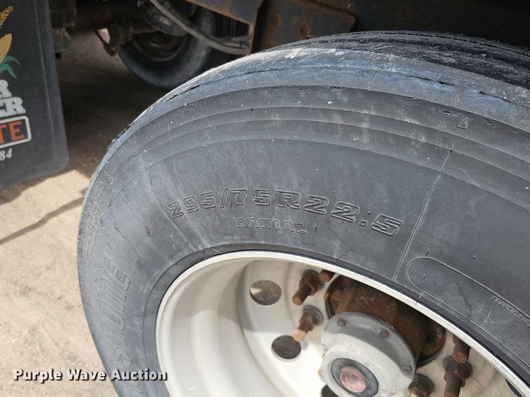 image for item DQ8692 2017 Timpte Super Hopper grain trailer