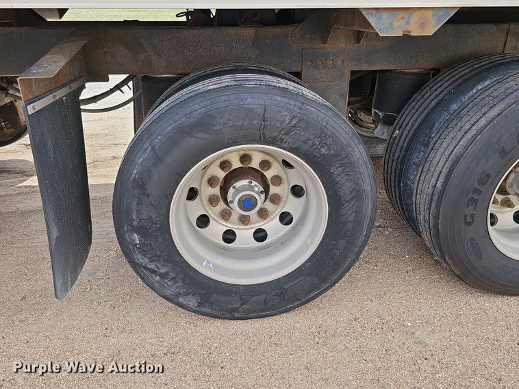 image for item DQ8692 2017 Timpte Super Hopper grain trailer