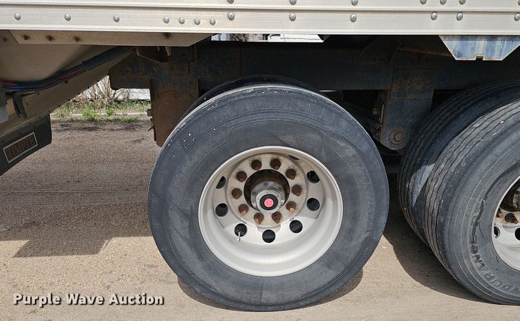 image for item DQ8692 2017 Timpte Super Hopper grain trailer