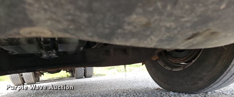 image for item DQ8693 1999 Freightliner Century Class semi truck