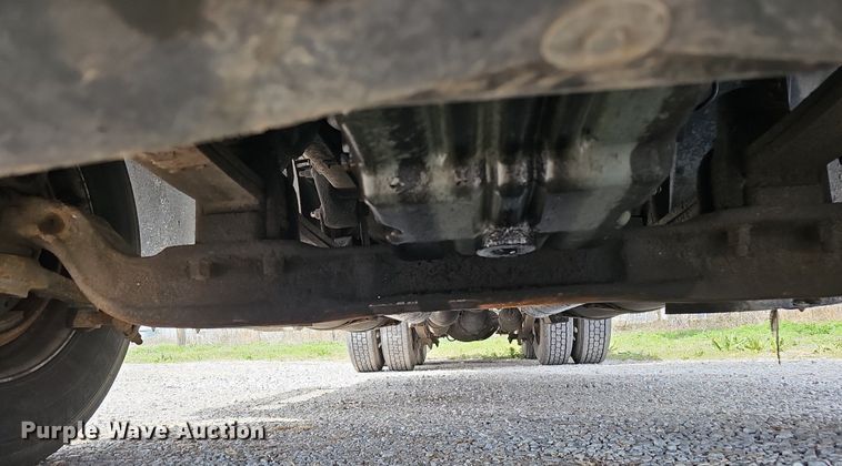 image for item DQ8693 1999 Freightliner Century Class semi truck